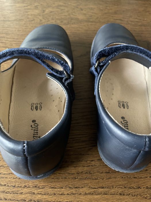 Sapato pele azul escuro menina 29