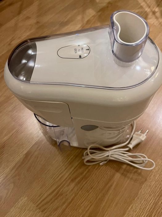 Máquina de sumos/centrifugadora/liquidificadora