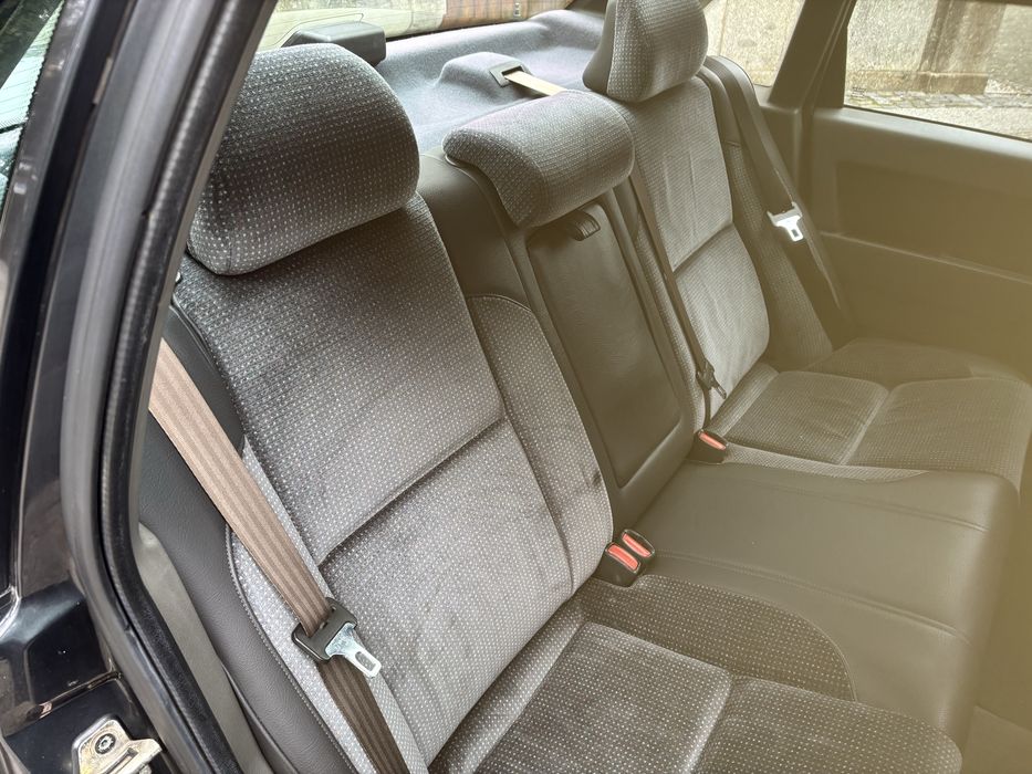 Volvo 850 GLT 2.0 20V, cinco cilindros com 219cv