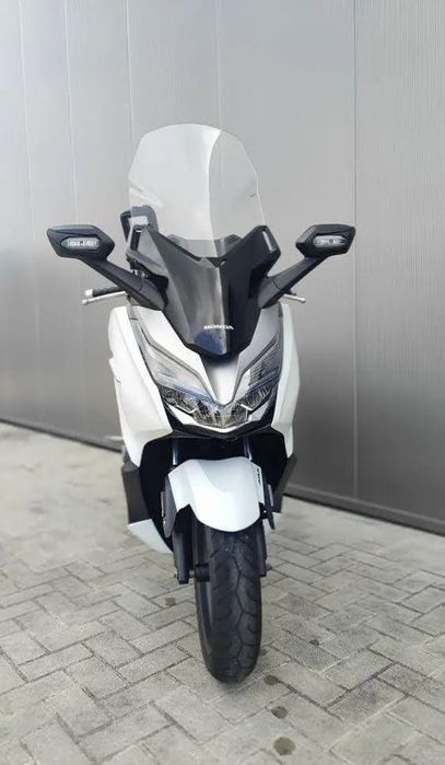 Mota Honda Forza 300