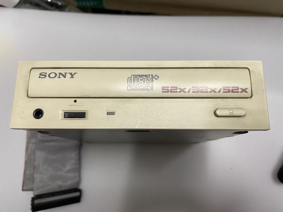Retro Nagrywarka CD-R/RW Sony CRX230ED Ide/Ata + tasma Okazja!