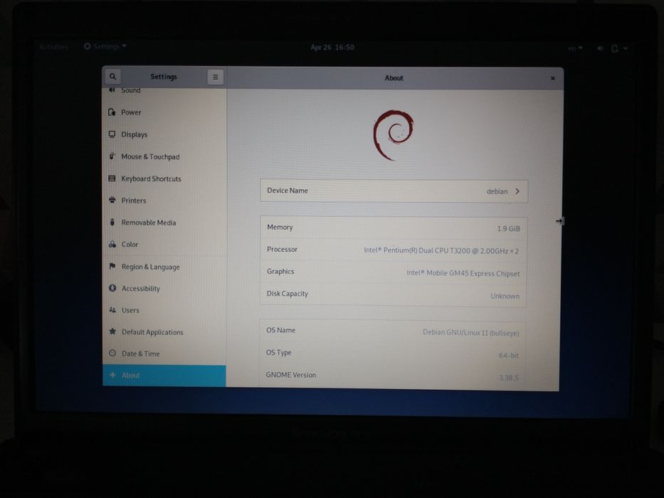 Laptop Lenovo N500 Intel Dual Core T3200 2 GHz, 2 GB, 15,4"