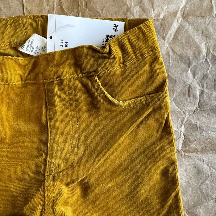 Штани вельветові гірчичні джинси НОВІ H&M вельветки джинси  НМ 104 см 3-4 роки гірчичний колір