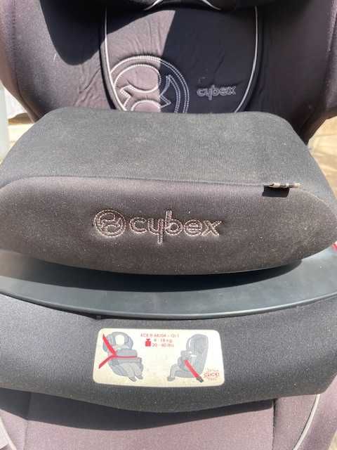 Fotelik samochodowy Cybex Juno 2-Fix 9-18