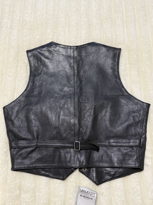 Кожаная жилетка Versace