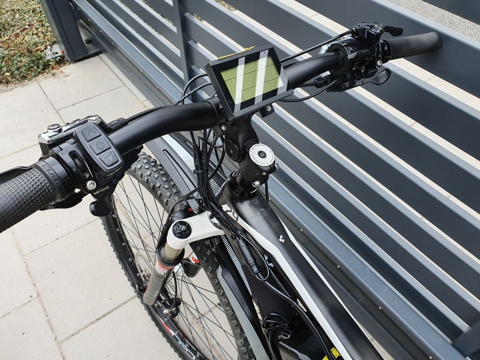 Rower górski cube reaction pro 29 carbon węglowa rama