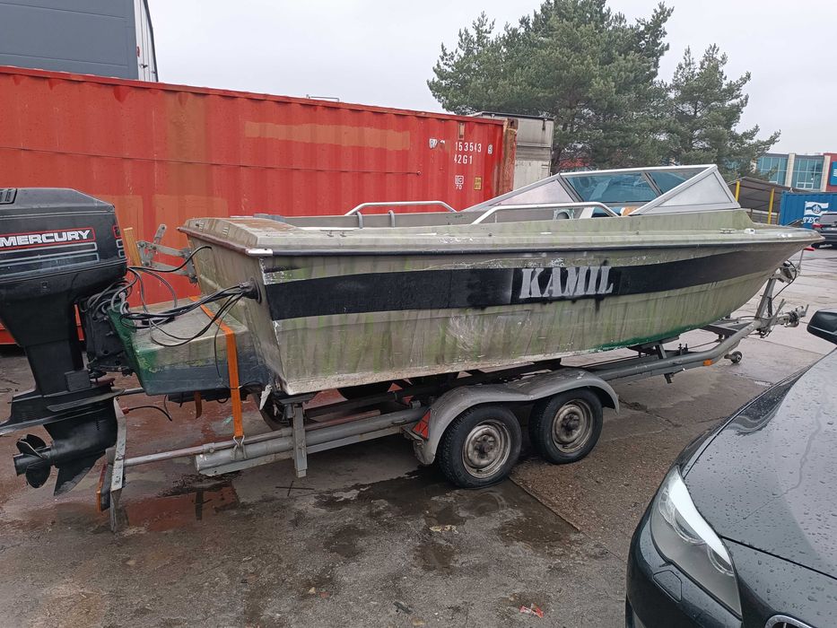 Łódź wędkarska motorowa 5,80 silnik Mercury 75