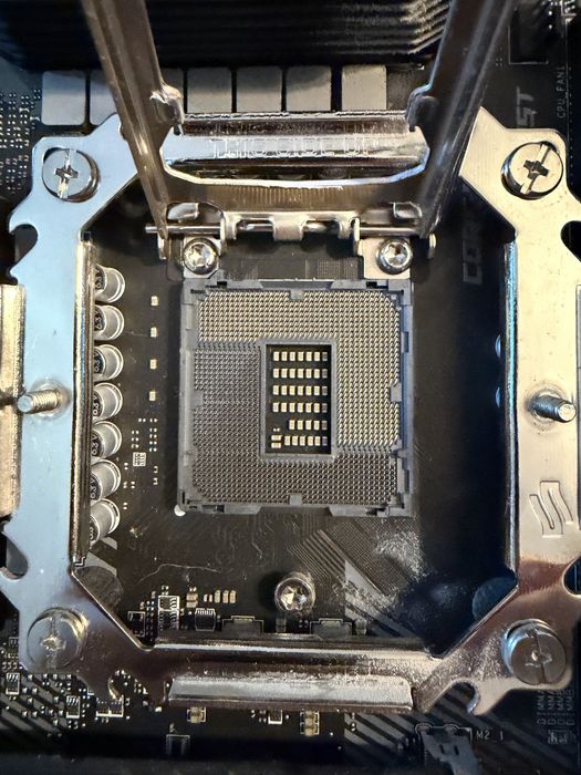 I5 11400f + msi z490-a pro + 16gb ramu 2666mhz cl16 Wrocław