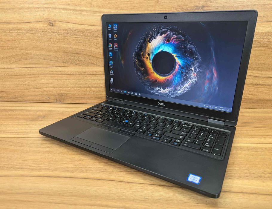 4039/Dell Latitude 5590/15,6"/Intel I5-7300U/256 GB SSD/RAM 8 GB/
