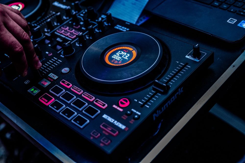 Kontroler Numark MixTrack Platinum