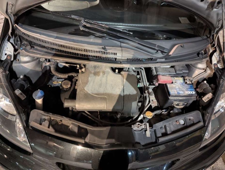 Toyota aygo 1.0 +Ac 2009 model — photo 5