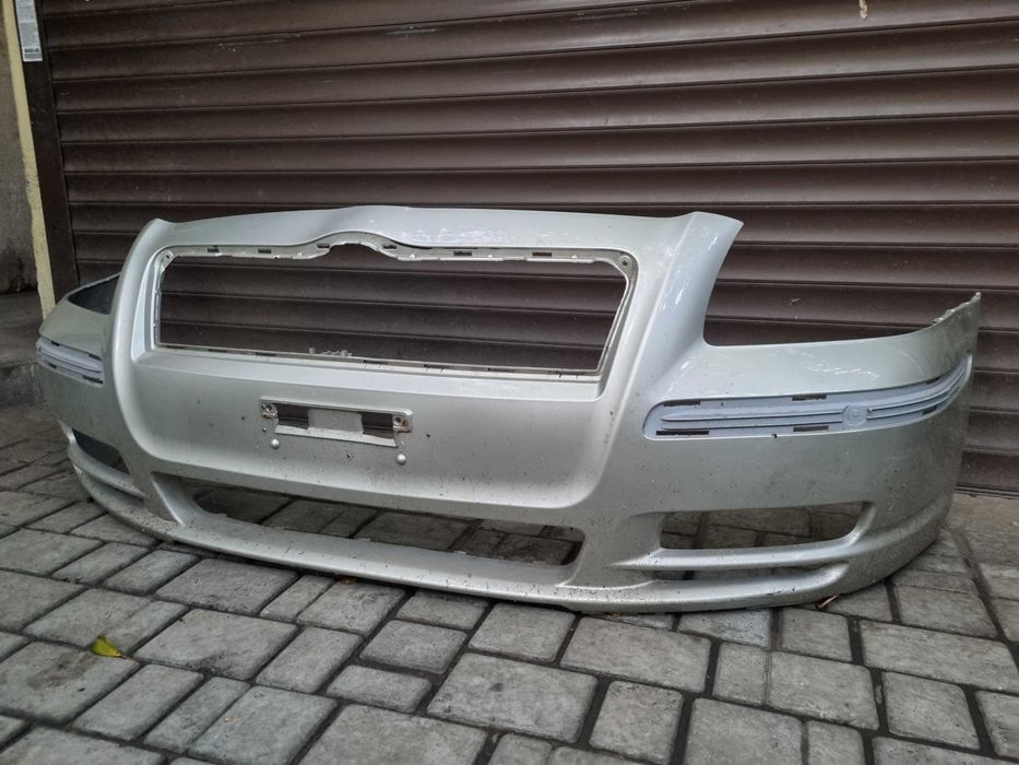 Передний бампер Toyota Avensis T25 (2003-2006) Оригинал тойота авенсис