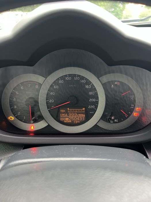 Продам Toyota RAV4 2007г автомат  2,0 газ/бензин