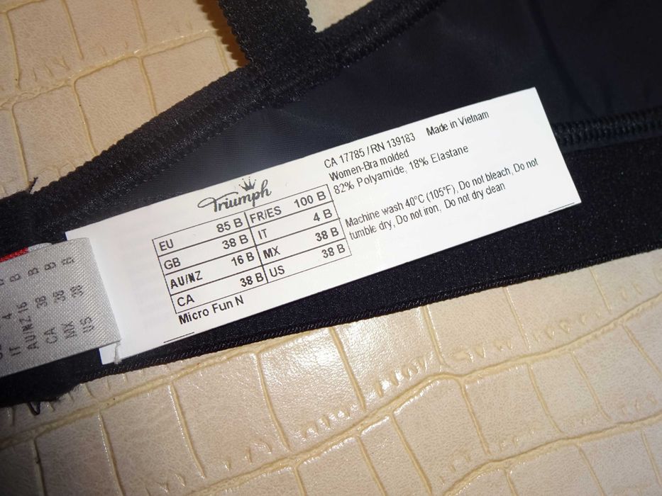 TRIUMPH Micro Fun N  CA 17785 bez fiszbin gładki cieńki biustonosz 85B