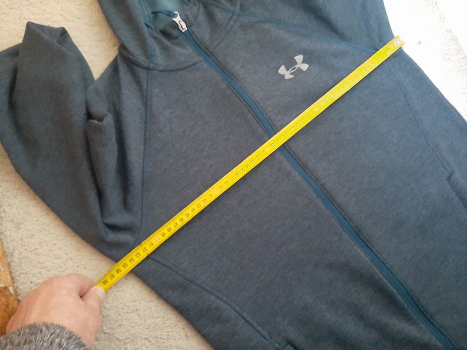 Кофта,фліска світшот лонгслів Under Armour M