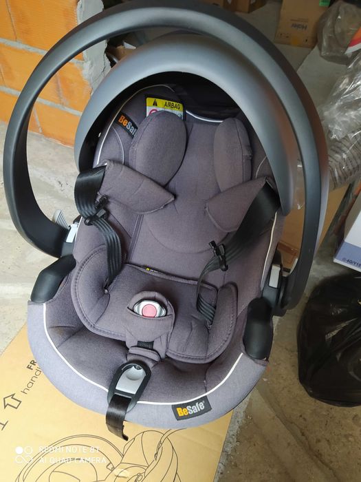 Trio da Quinny com oferta de câmara de vigilância