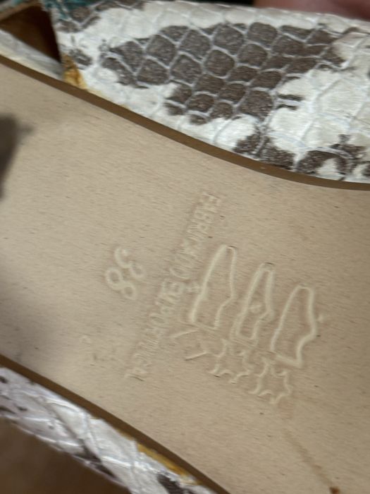 Sapatos e Sandalias