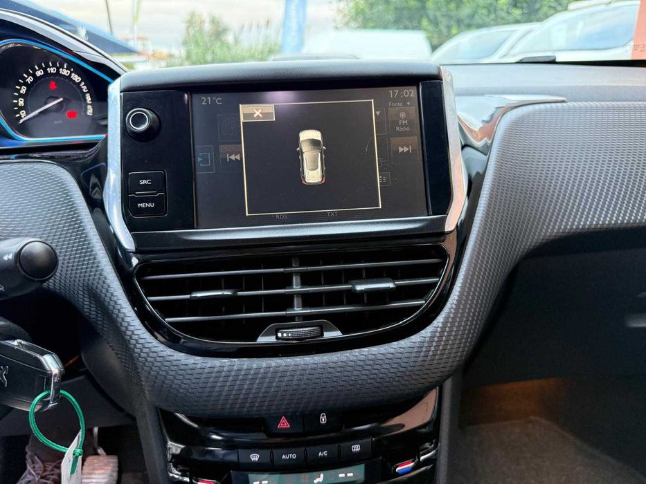 Peugeot 2008 1.6 BlueHDi Allure