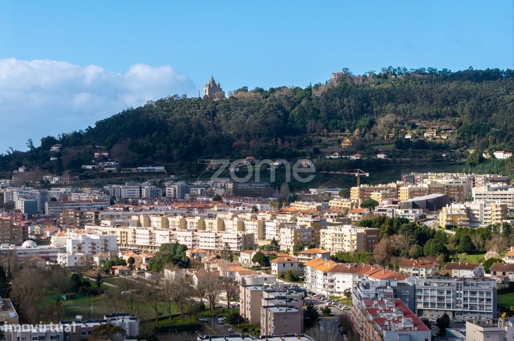 Apartamento T1, com 2 Varandas, Garagem na Meadela, Viana do Castelo
