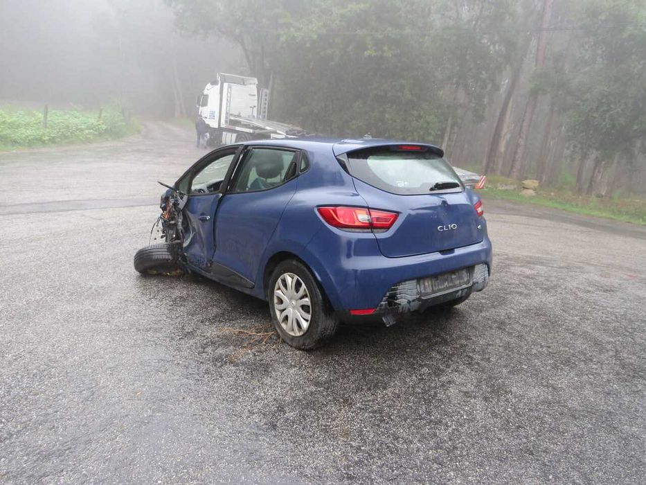 Renault Clio IV 1.5DCi de 2014 - Peças Usadas