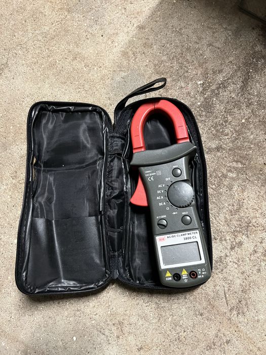 Diverso material de eletrecista