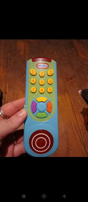 Zabawka grająca : pilot