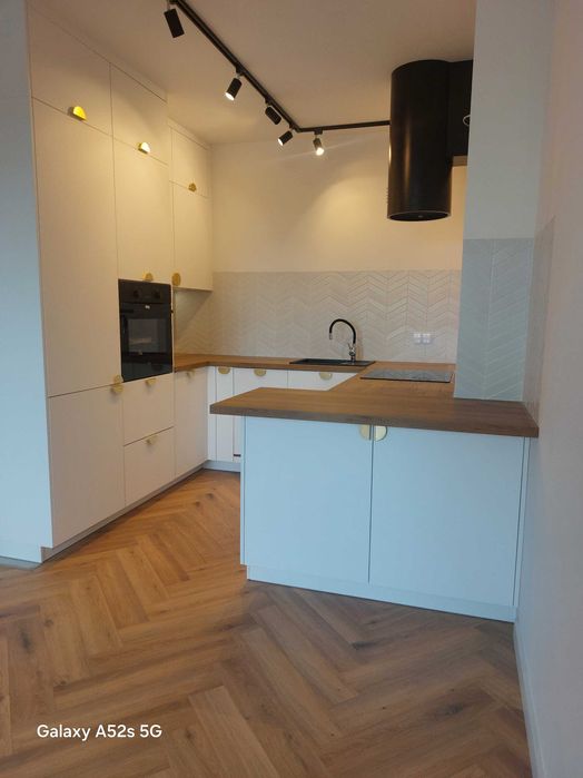 Meble na wymiar - Montaż mebli