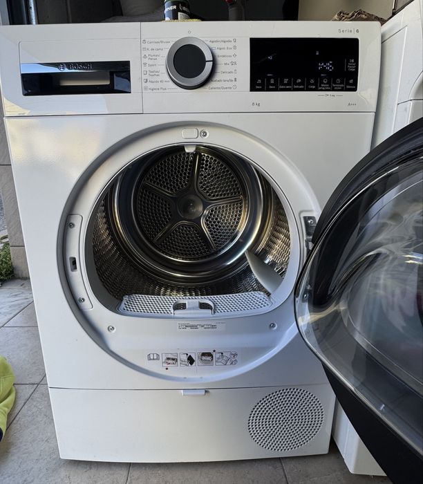 Máquina de Secar Roupa Bosch Serie 6 -  WQG233D0ES 8Kg Classe A