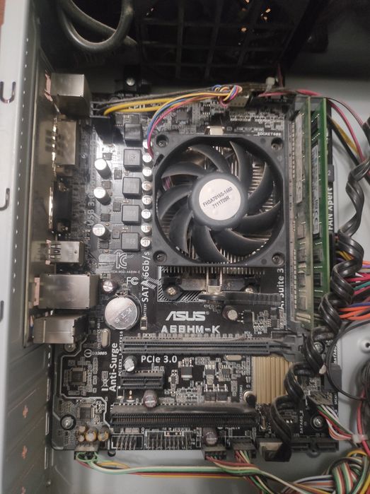 Компактний системний блок