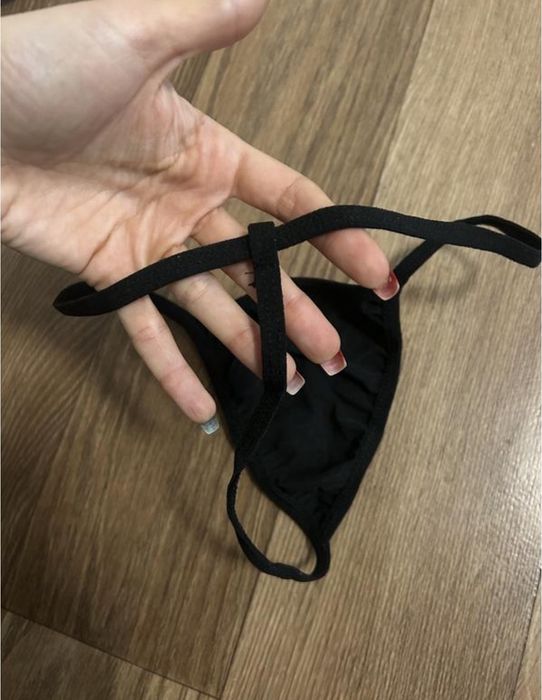 Шкіряні латексні чорні трусики стринги звабливі мініатюрні s m
