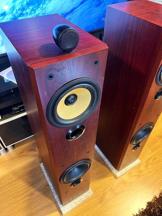 BOWERS & WILKINS P6 ( Preference 6) 200W 8 ohms c/novas