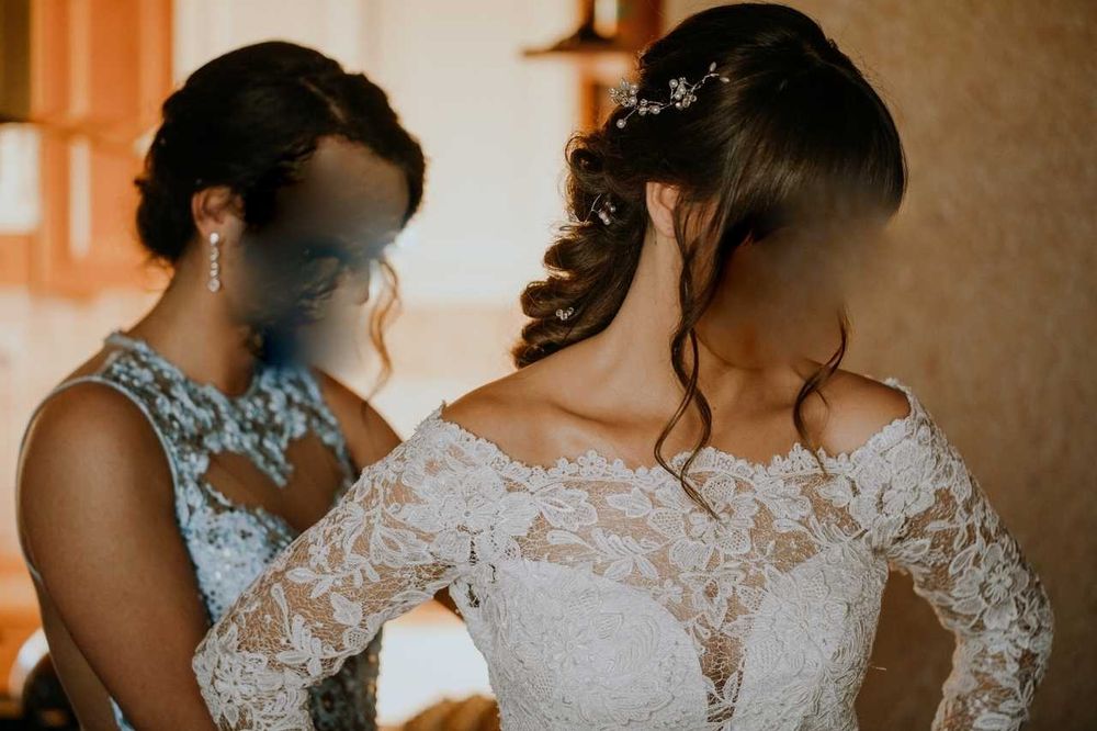 suknia ślubna r. M, długie rękawy, tren, przepiękna klasyka