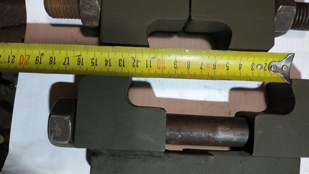 Кувалда, колун дровокол ,молотки,струбцины,ручную дрель,секатор, защит