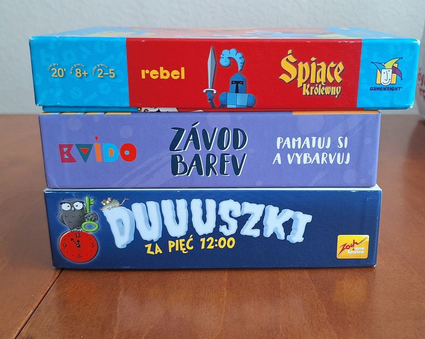 Настільні ігри Сплячі королеви ,Швидкісні кольори ,Привид розумака