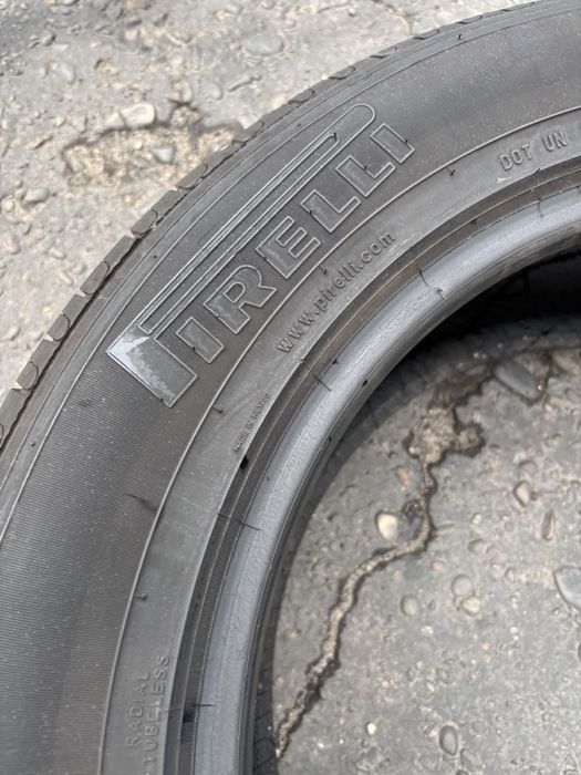 Шини 235/60 R18 Pirelli літо 2022 рік 7,5/6 мм