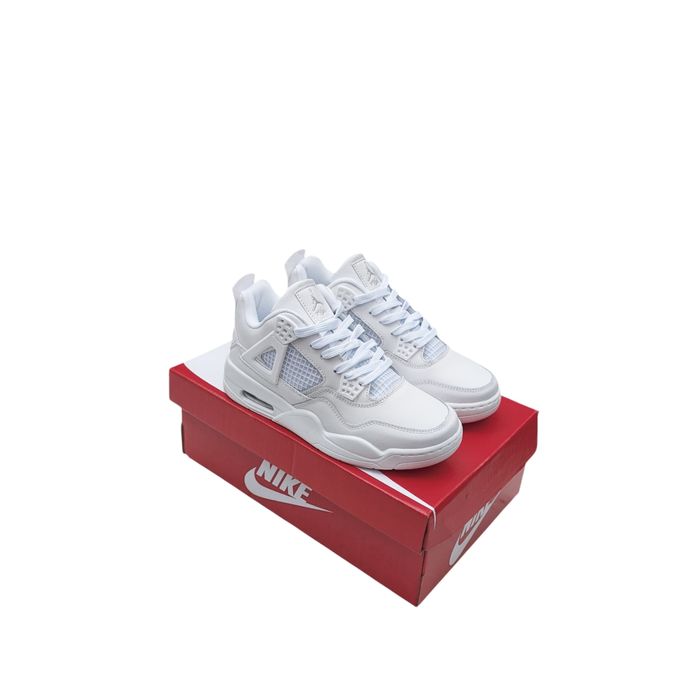 ТОП! Жіночі кросівки Nike Air Jordan Retro 4 білі 36 37 38 39 40
