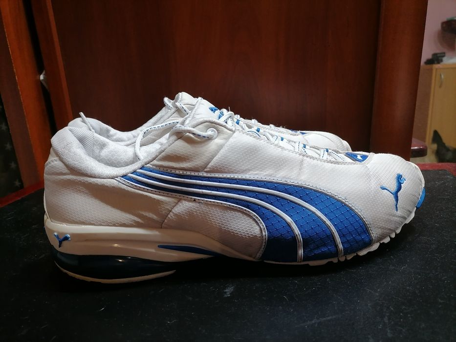 Кроссовки  puma .