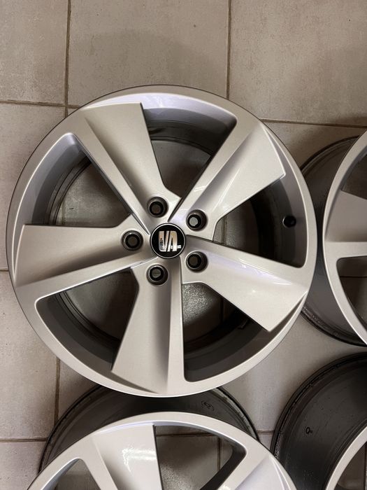 Jantes 17” 5x112 originais Seat Leon Altea vw golf caddy audi a3
