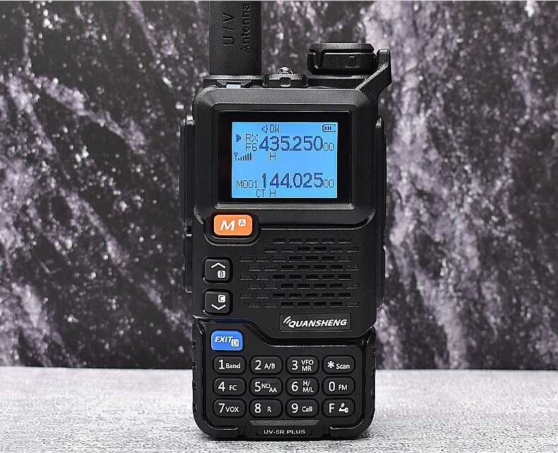 Quansheng UV UV-5R Plus + Эмулятор батареи Quansheng UV-K5