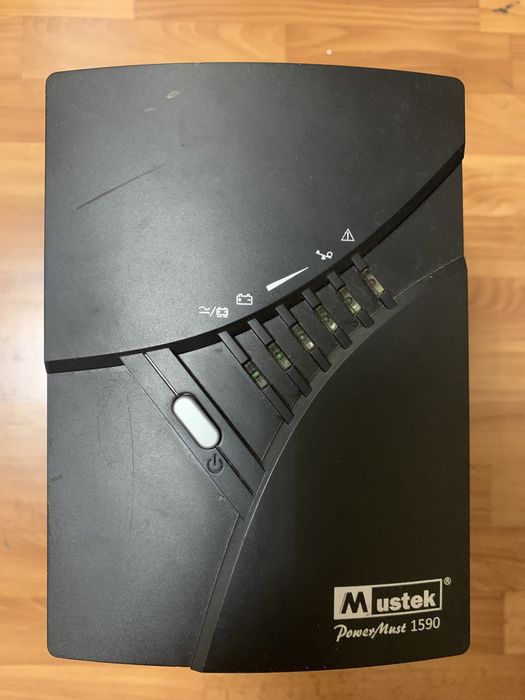 Продам упс, UPS, безперебійник, інвертор Mustek 1590