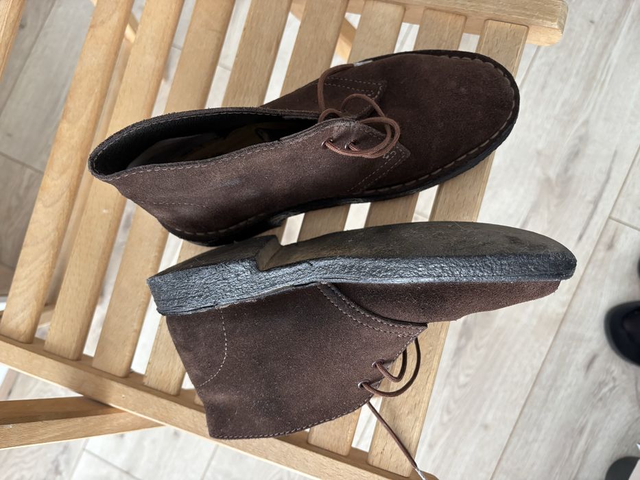 Черевики Clarks.
