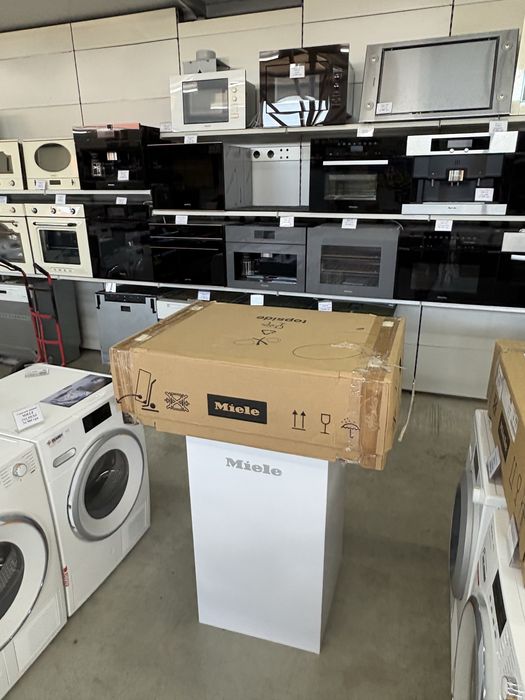 Преміум плита 2в1 Miele KMDA 7272 з вбудованою витяжкою Нова індукція з витяжкою