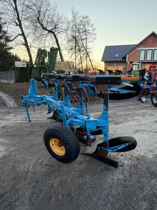 W ofercie Pług Lemken Opal 120 sprowadzony z Niemiec