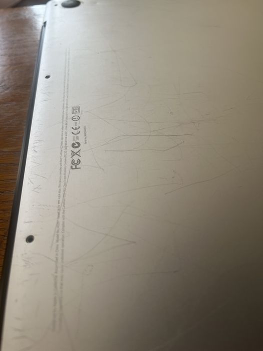 Продам Macbook Pro на запчастини