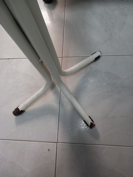 Suporte de braço para tatuagens