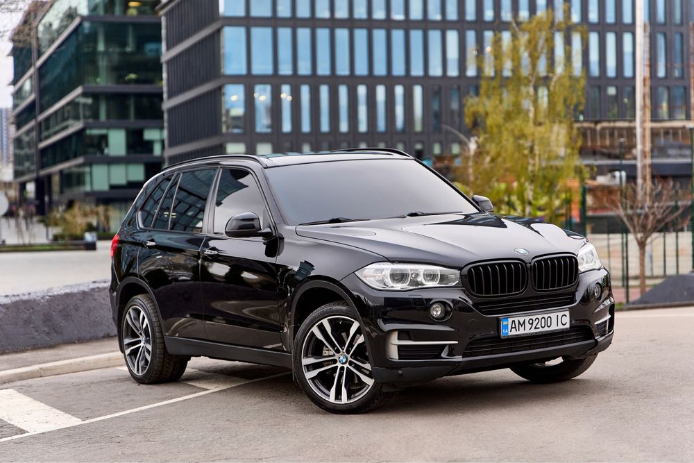 Продам офіційний BMW X5 F15 xDrive 2017р 25d 2л дизель В47