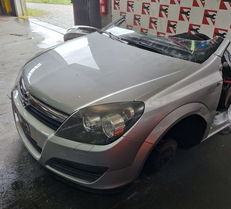 Frente Completa Opel Astra H 1.3 CDTi 2006 #E30