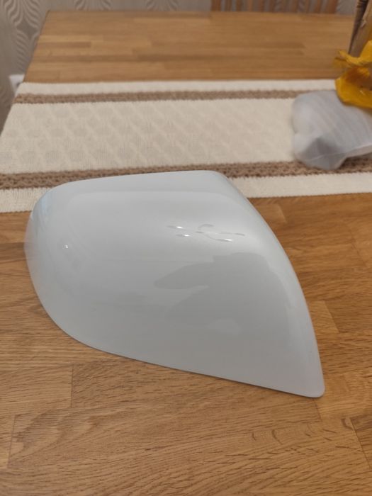 Vendo capa retrovisor tesla model 3