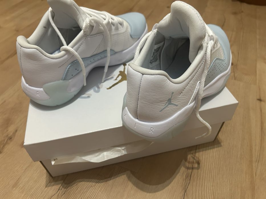 Air Jordan 11 CMFT Low damskie 39