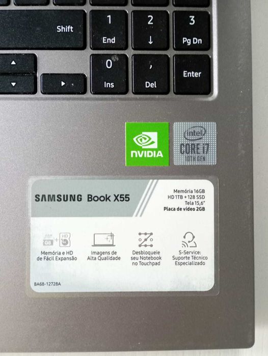 Samsung Book X55 – Core i7, 16GB RAM, SSD + HD (para peças ou reparo)